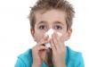 Солевой раствор для промывания носа ребенку: способ применения